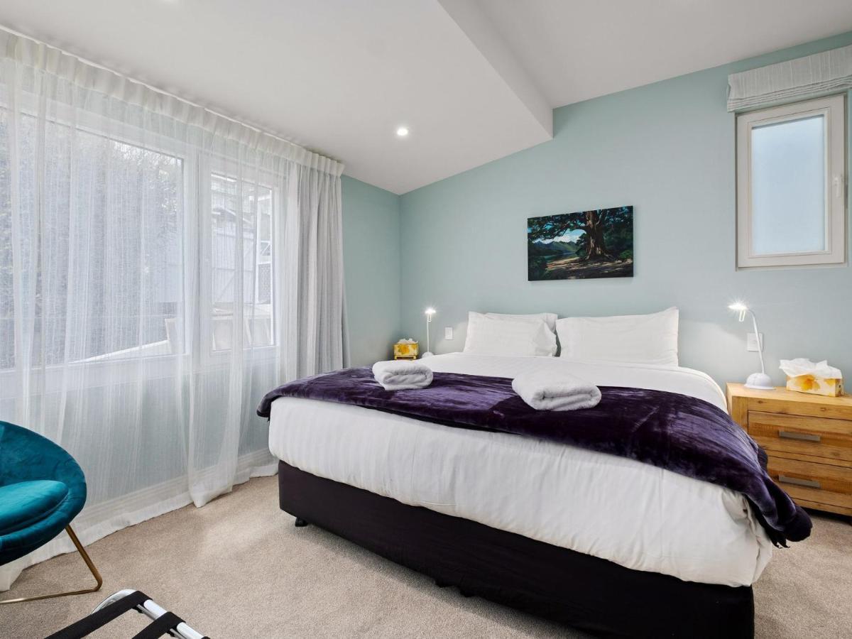 Stonehill Villa - 5 Bed * Queenstown
