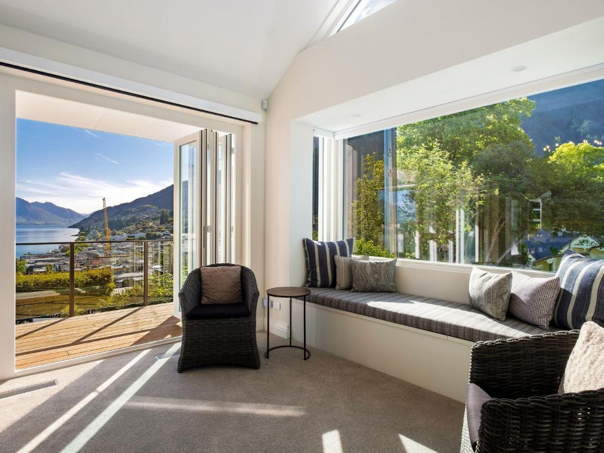 Stonehill Villa - 5 Bed Villa *